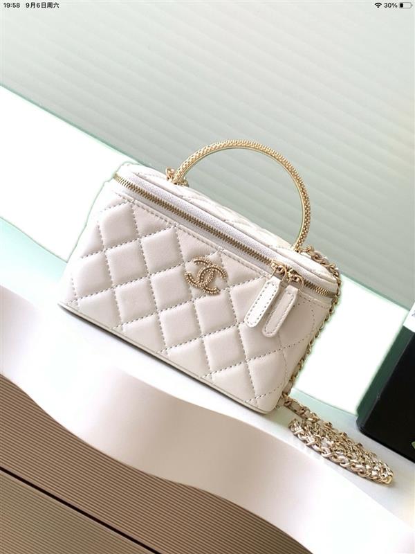 2026127215530717 600